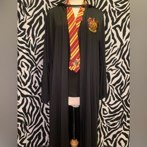 Harry Potter Gryffindor cloak and tie Halloween costume adult one size